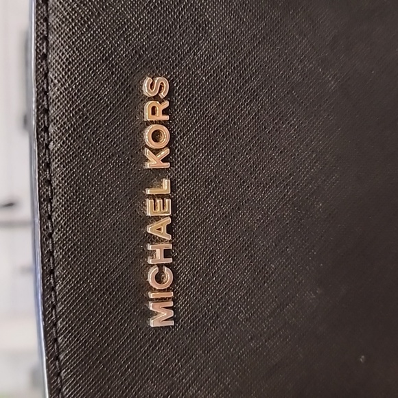 Michael Kors Selma Medium Satchel Bag Purse Crossbody - Picture 3 of 8